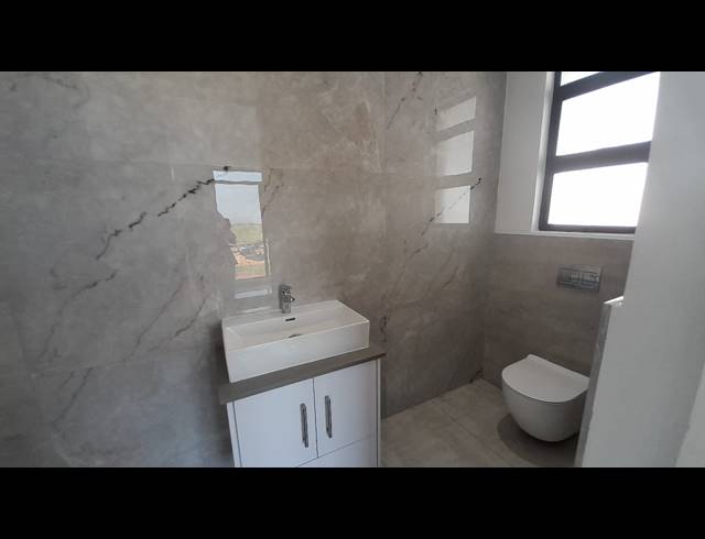 3 BEDROOM FREEHOLD FOR SALE IN SIBAYA PRECINCT